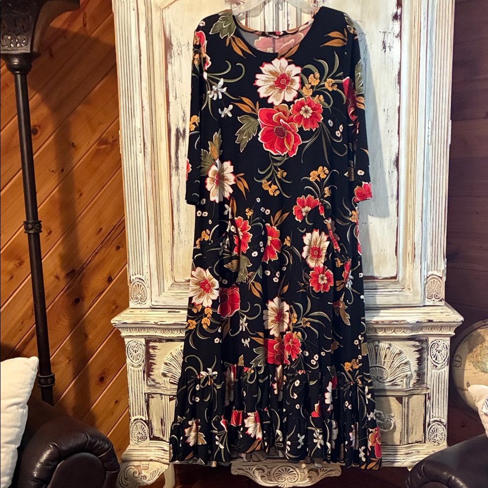 Elegant Floral Long Sleeve Dress
